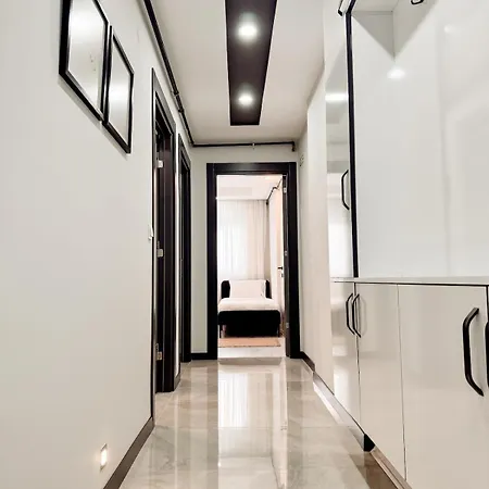 Modern House & Location & Oldtown 10 Min Apartment Antalya